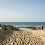 Pour 3 A Plage, A 50m De L'ocean Avec Terrasse Et Parking, Menage Inclus - Fr-1-50-123