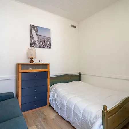 Pour 3 A Plage, A 50m De L'ocean Avec Terrasse Et Parking, Menage Inclus - Fr-1-50-123 Apartment