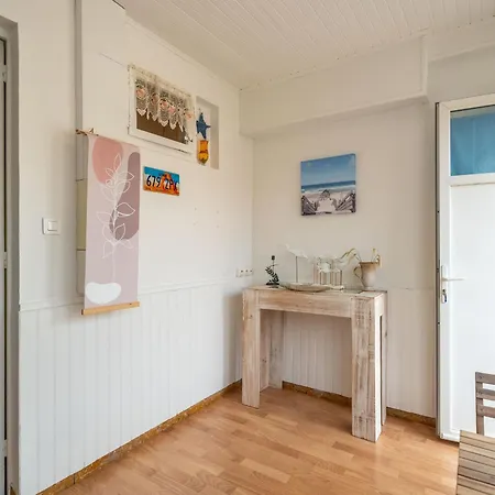Apartmán Pour 3 A Plage, A 50m De L'ocean Avec Terrasse Et Parking, Menage Inclus - Fr-1-50-123