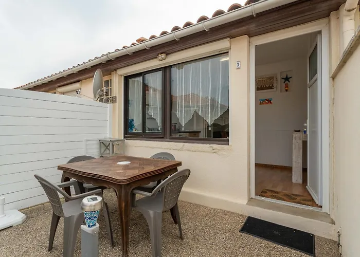 Pour 3 A Plage, A 50m De L'ocean Avec Terrasse Et Parking, Menage Inclus - Fr-1-50-123 Lejlighed *